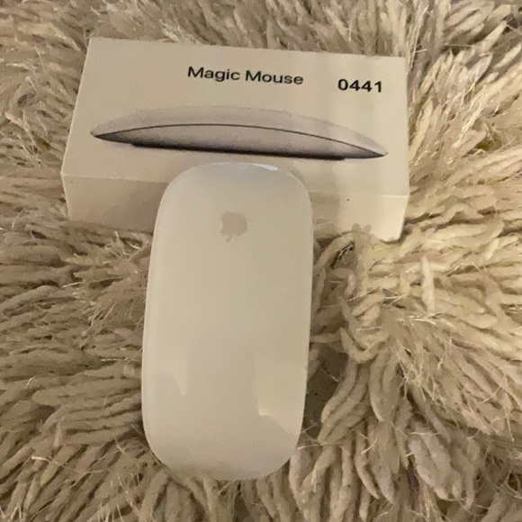 Magic Mouse - Picture 2 of 3